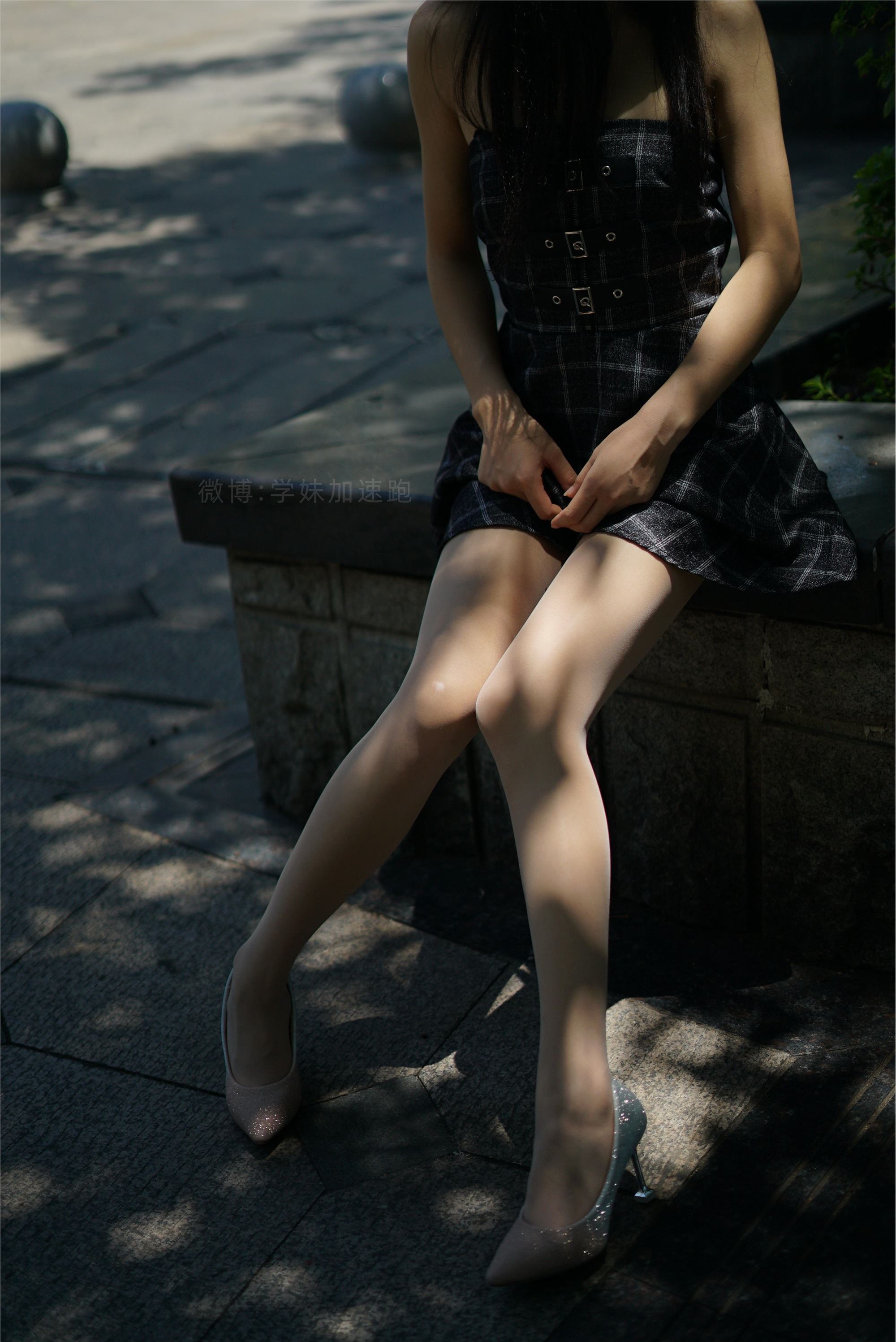 学妹加速跑 XM065《就是如此迷人-敏儿》